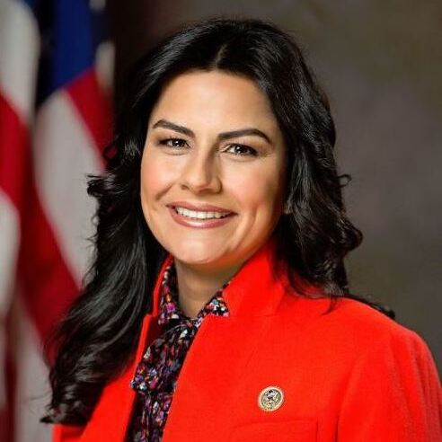 Nanette Barragan